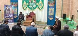 آیین روشنگری و تبیین دستاوردهای انقلاب اسلامی در مسجد باقرالعلوم شهرکرد با سخنرانی مدیرکل بنیاد استان 